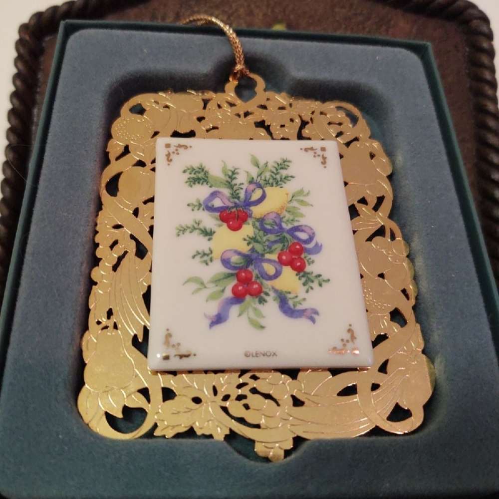 LENOX Christmas Tree Ornament